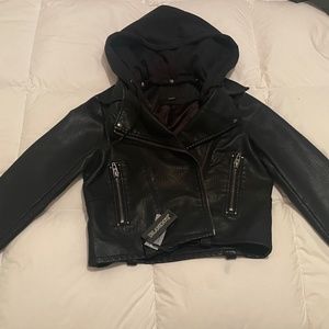 BLANKNYC Faux Leather Hooded Crop Moto Jacket Size Medium